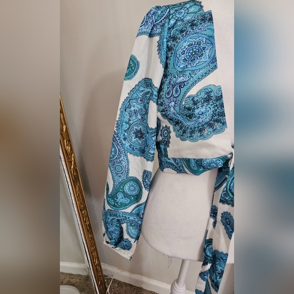 ROSEVELVET Paisley Baroque Print Front Tie-Up CropTop W/bell Sleeves. Small NWT - Picture 13 of 16